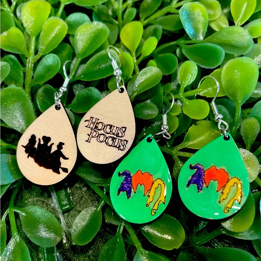 Hocus pocus dangles - Picture 1 of 1